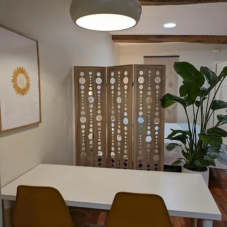 La Mimosa Apartment
